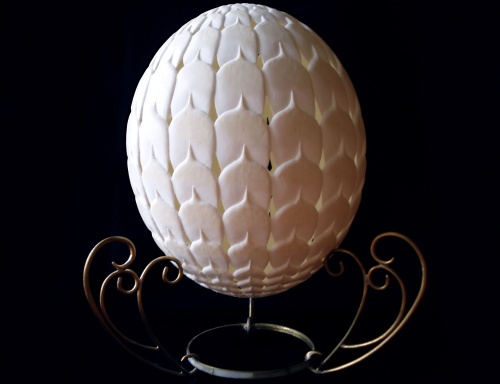 ажурная резьба по скорлупе страусиного яйца