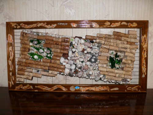 Картины из винных пробок.